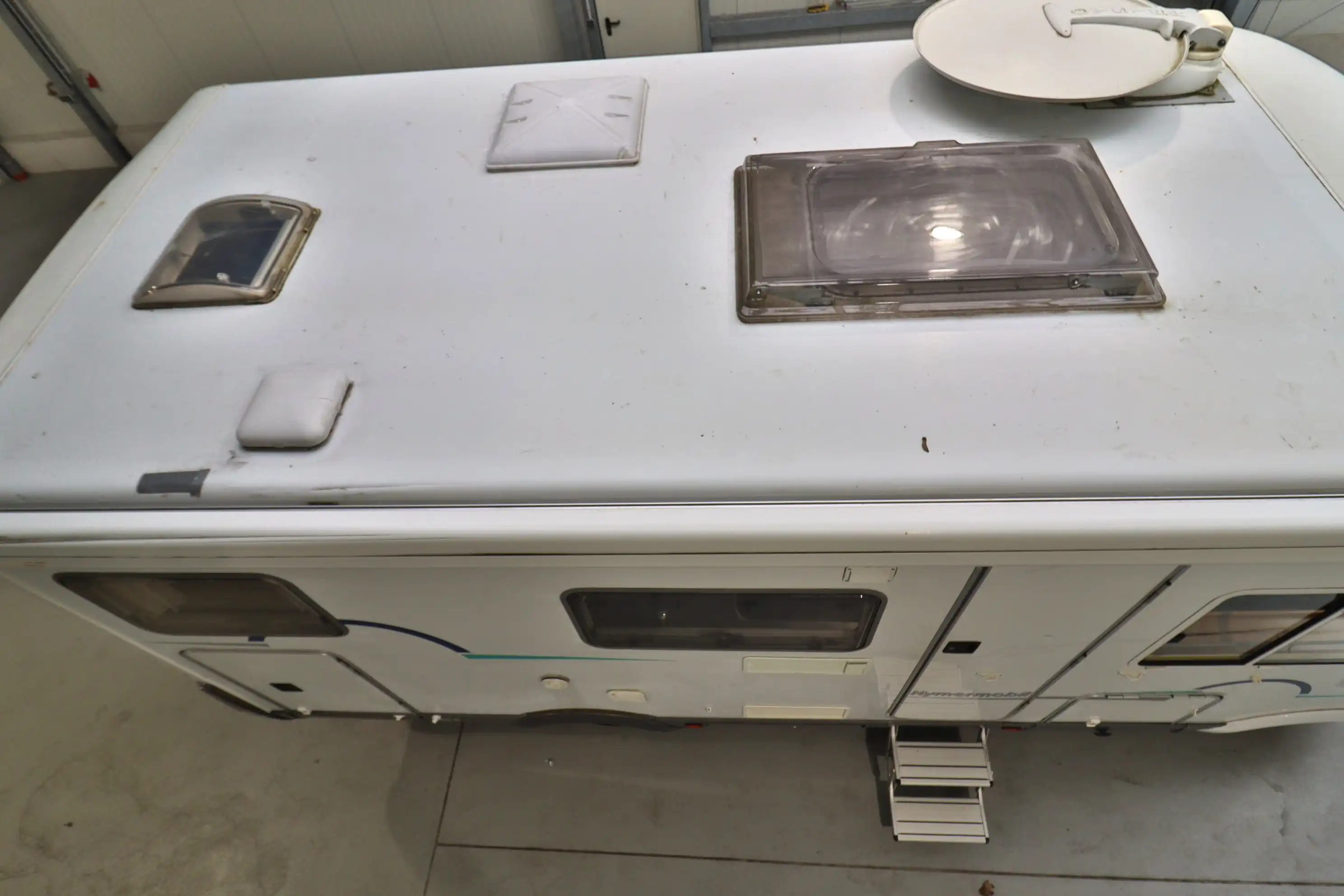 HYMER-ERIBA B 524